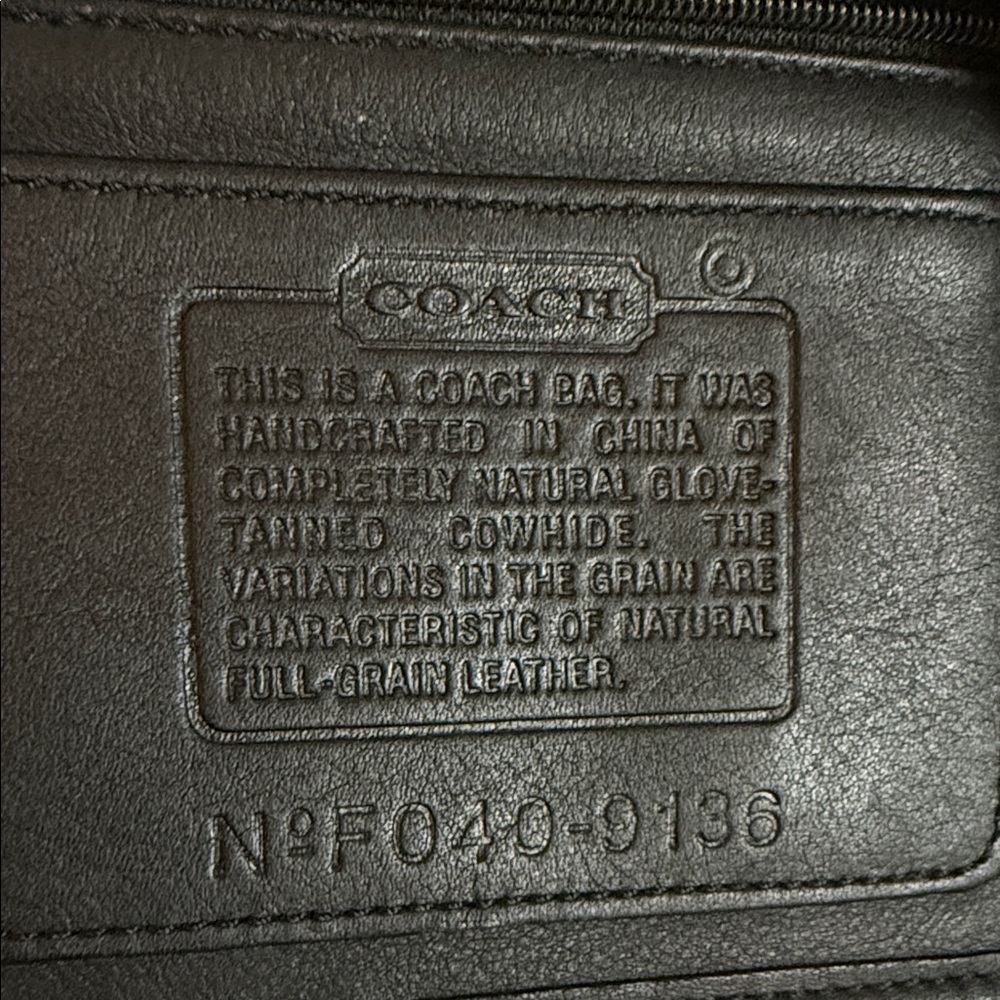 Coach Legacy Black Leather 9136 - Picture 7 of 11